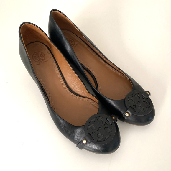 Tory Burch Mini Miller 45MM Black Wedge Pump Leather Round Toe Slip On Logo 10 M - Picture 2 of 10
